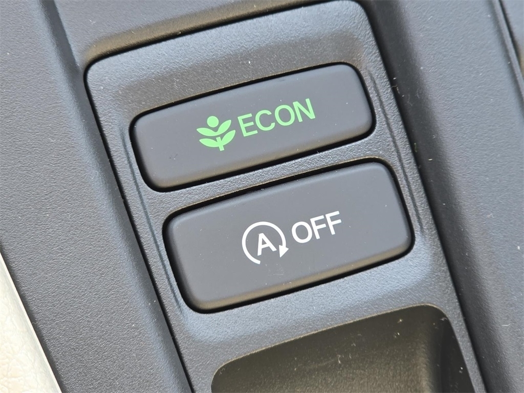 2025 Honda Accord SE photo 3