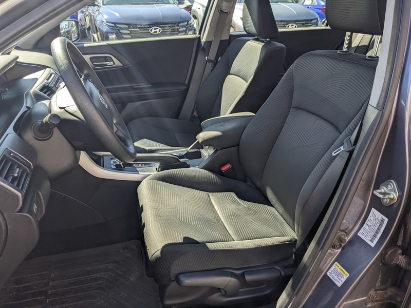2015 Honda Accord LX photo 3