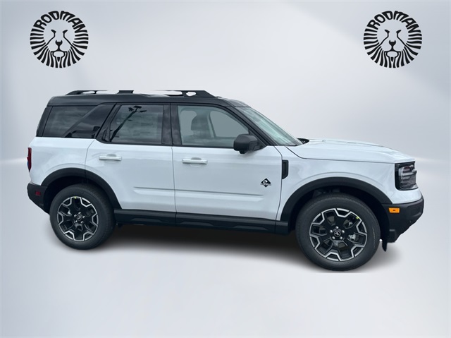 2025 Ford Bronco Sport Outer Banks photo 4