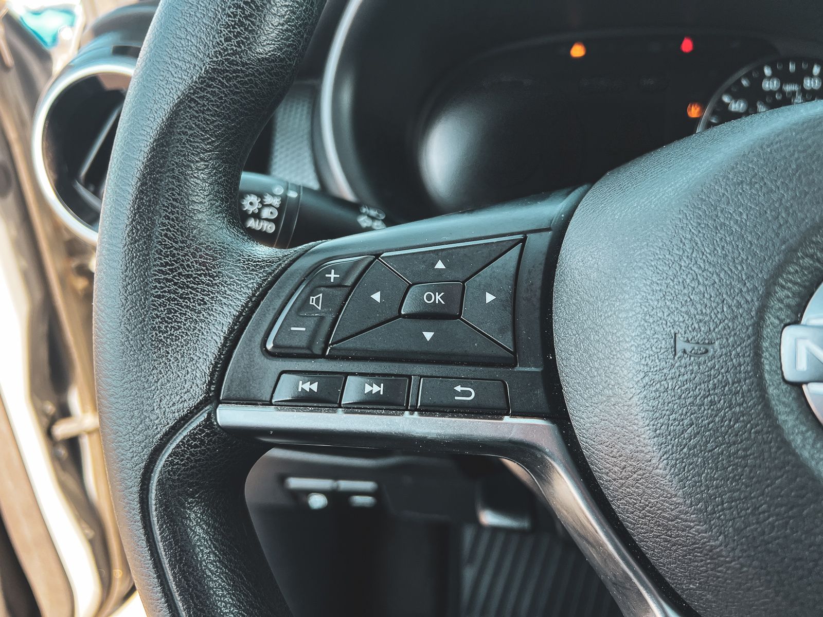 2023 Nissan Kicks SV photo 21
