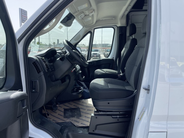 2025 Ram ProMaster 2500 photo 12