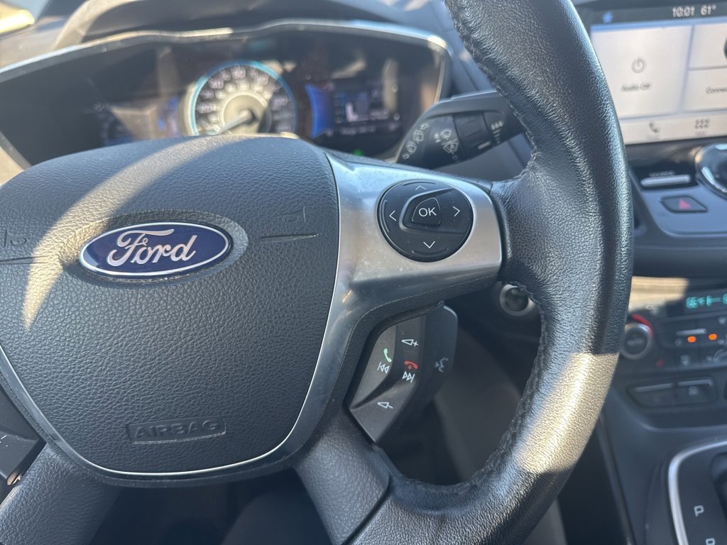 2017 Ford C-Max Hybrid Titanium photo 43