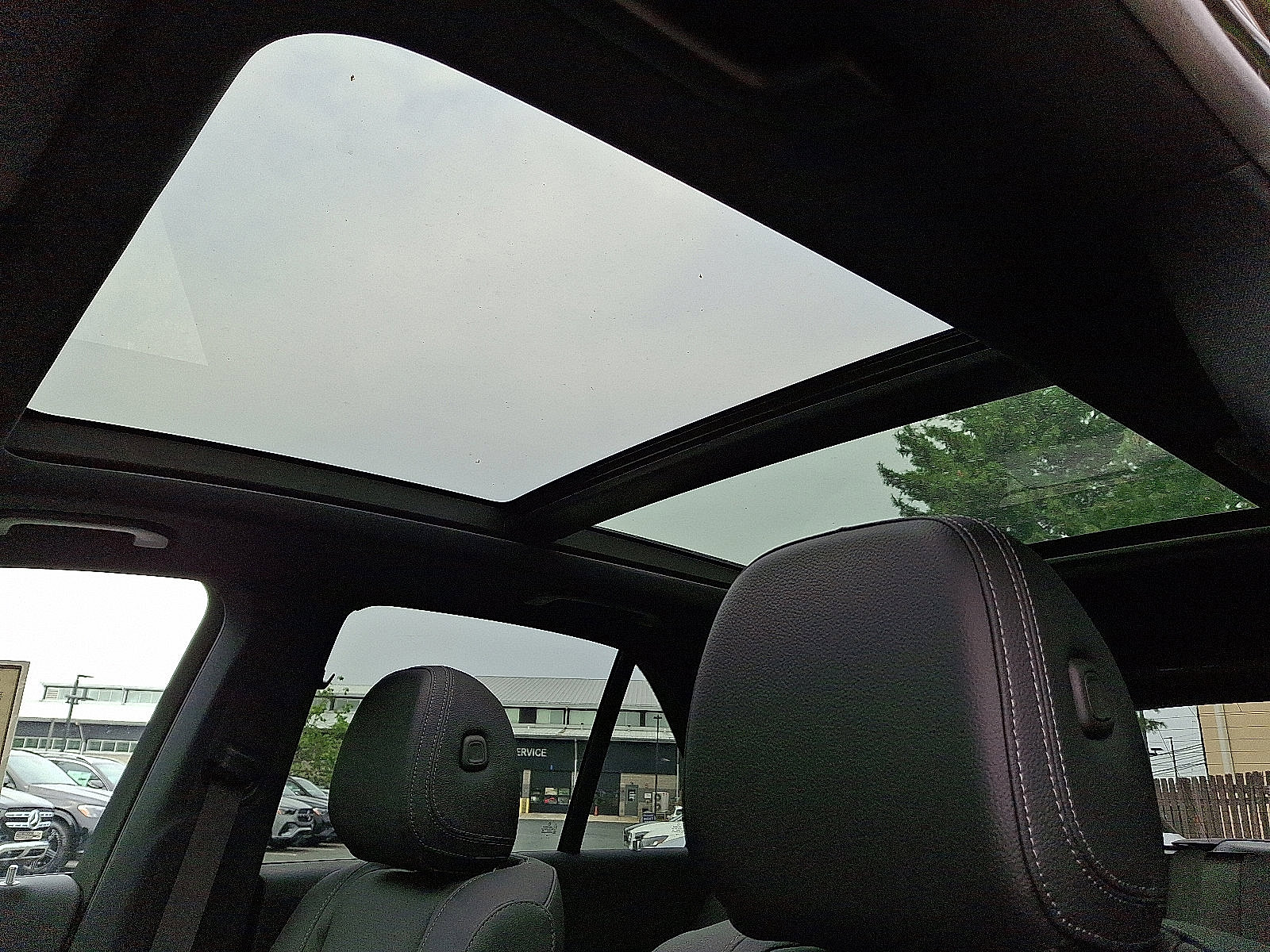 2026 Mercedes Benz GLE 350 4MATIC photo 4