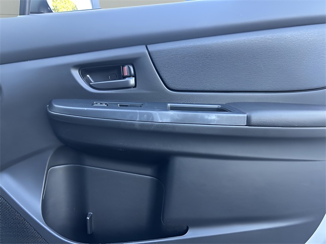 2014 Subaru Impreza 2.0i photo 25