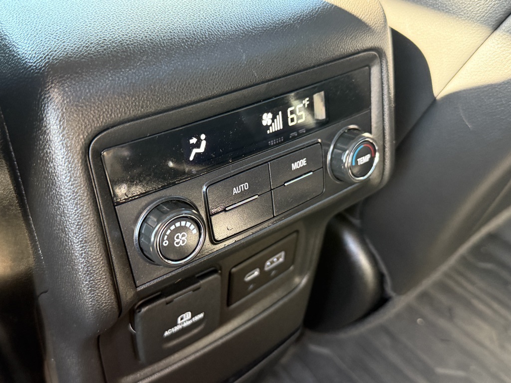 2023 Gmc Acadia AT4 photo 22