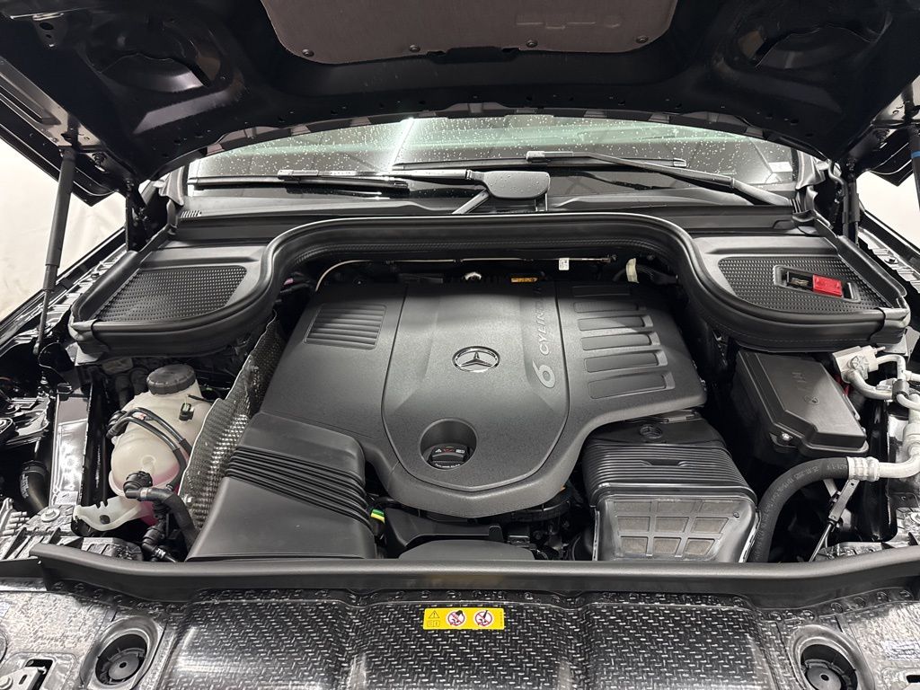 2026 Mercedes Benz GLS 450 4MATIC photo 27