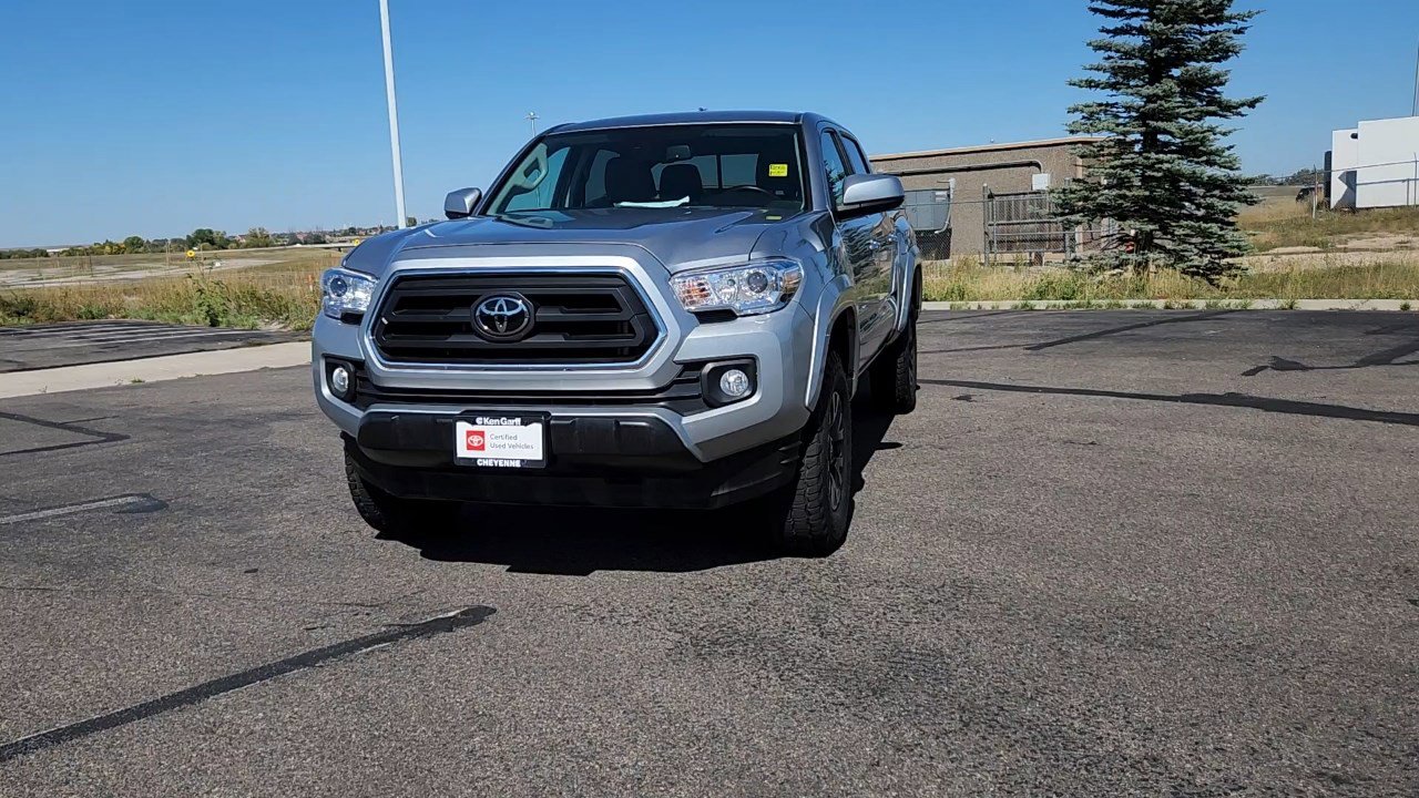2023 Toyota Tacoma SR5 photo 3