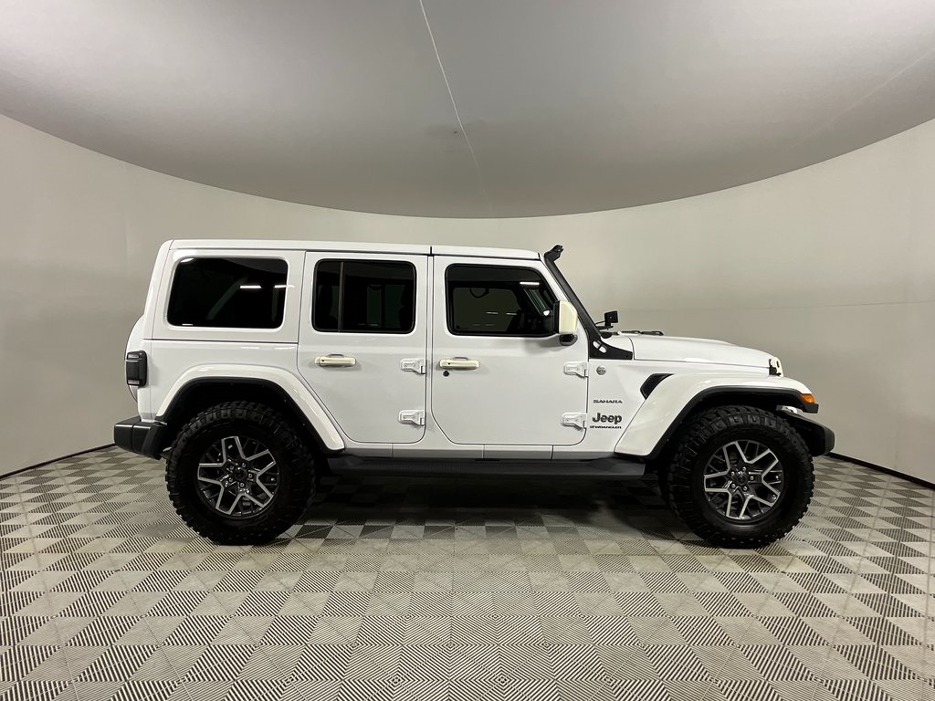2024 Jeep Wrangler Sahara photo 4
