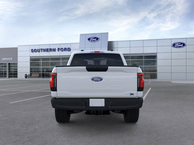 2025 Ford F-150 Lightning photo 3