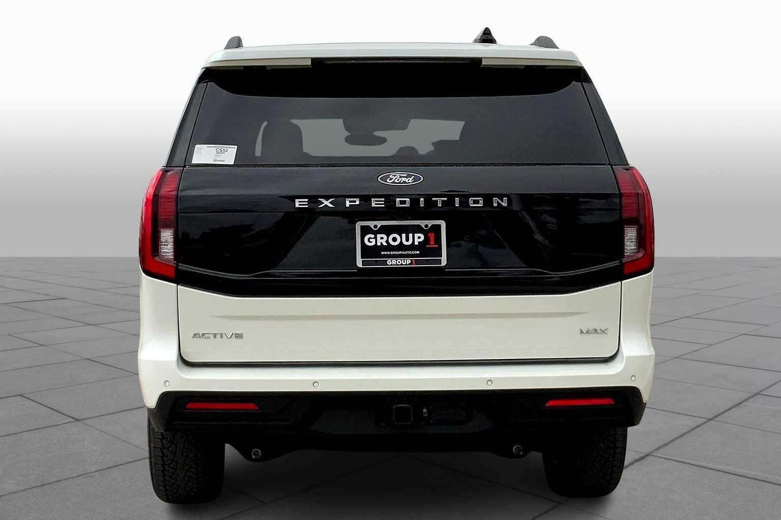 2025 Ford Expedition MAX EL photo 4