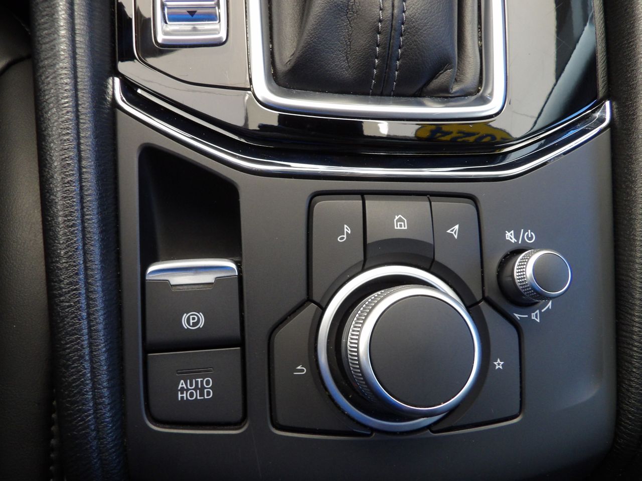 2024 Mazda CX-5 2.5 Select photo 32