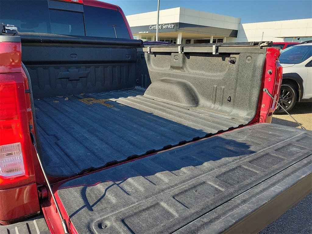 2018 Chevrolet Silverado 1500 High Country photo 14