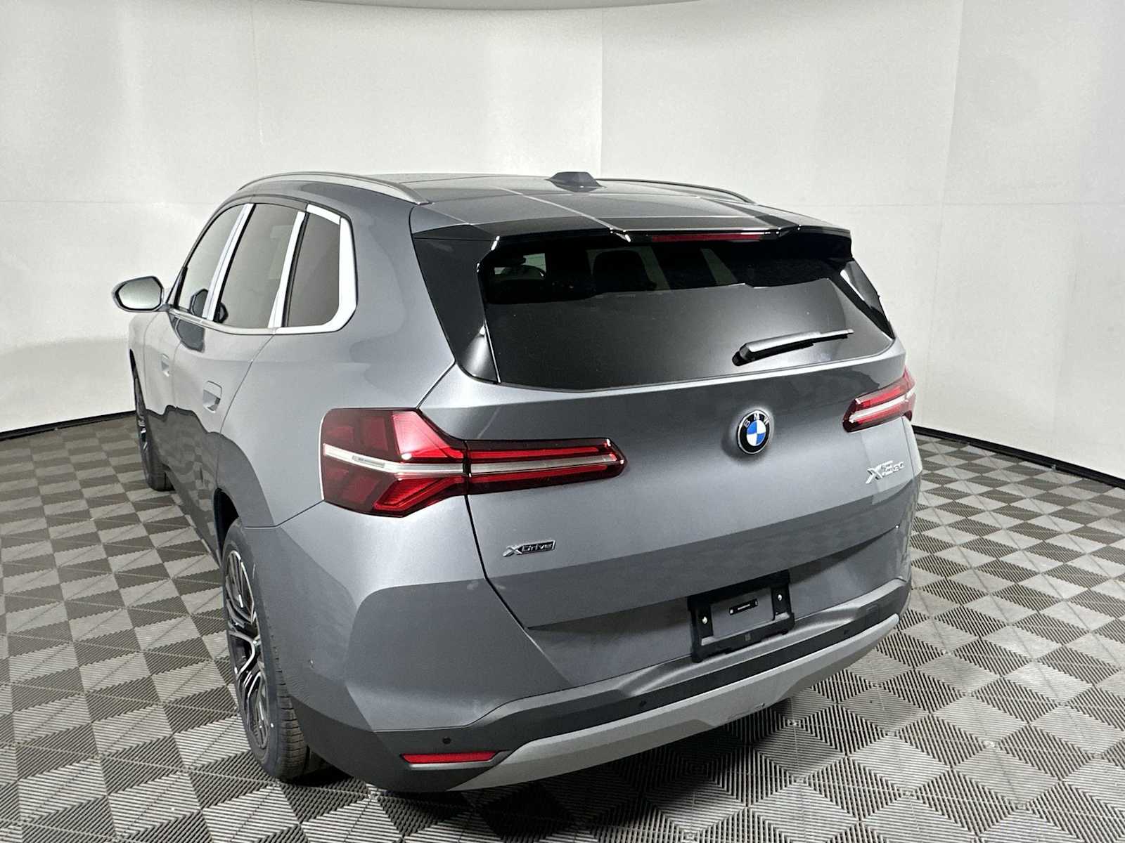 2026 Bmw X3 photo 3