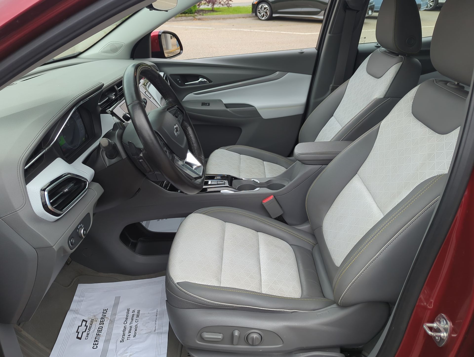 2022 Chevrolet Bolt EUV Premier photo 20