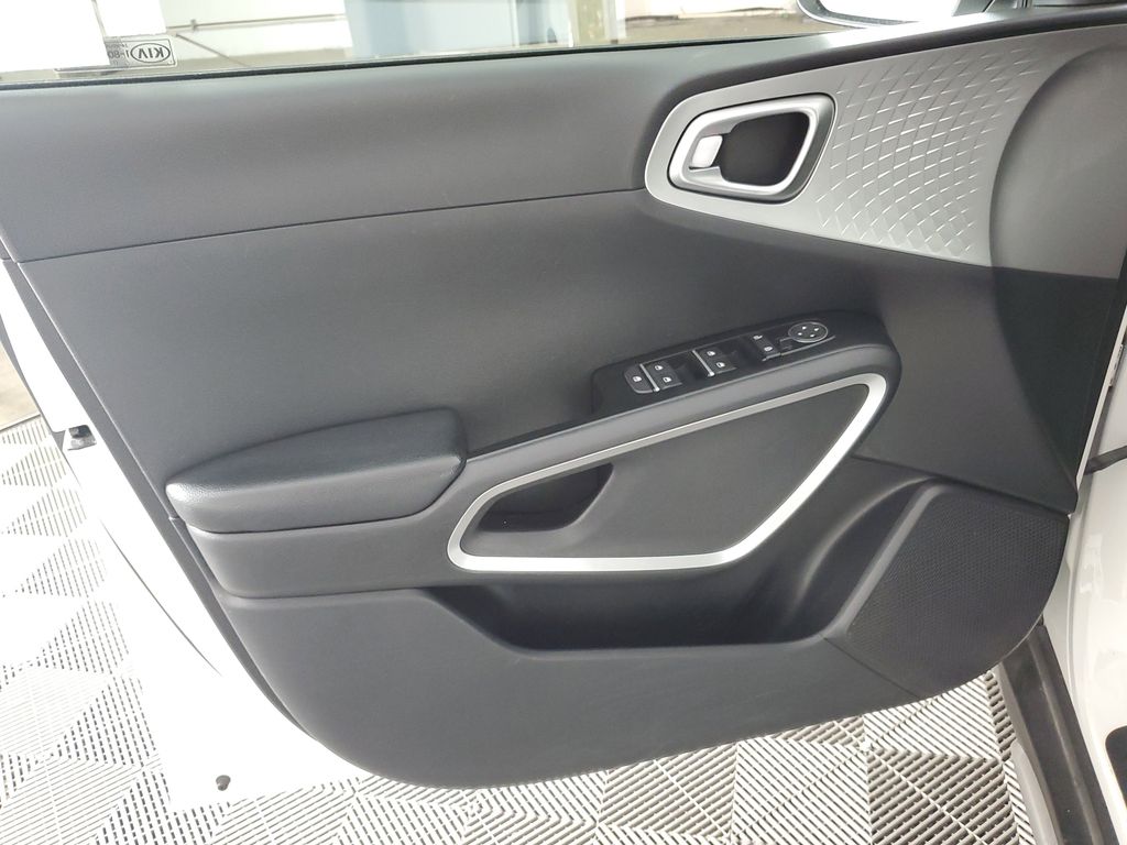 2020 Kia Soul X-Line photo 26