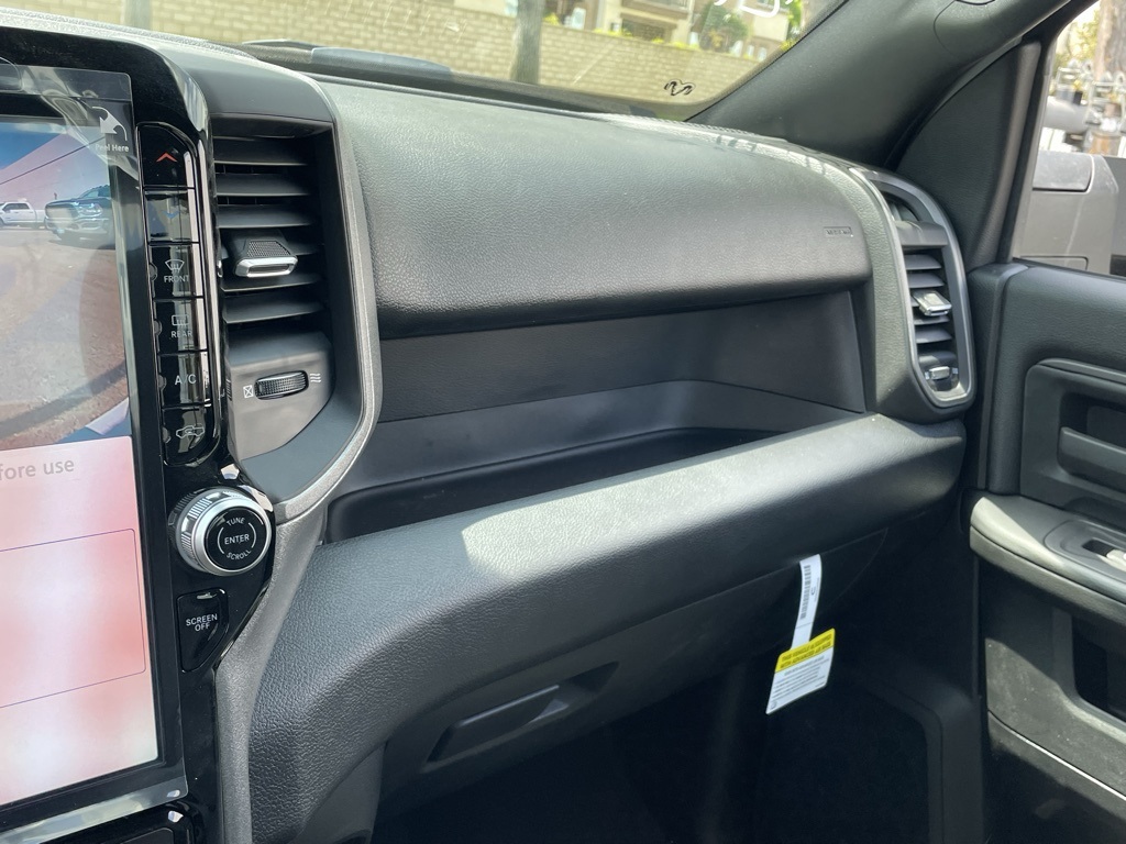 2025 Ram 2500 Tradesman photo 23