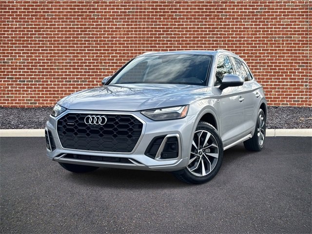 2023 Audi Q5 Premium Plus's photo