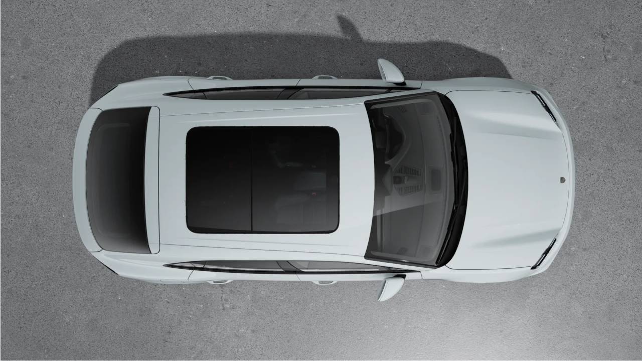 2025 Porsche Macan Turbo Electric photo 2