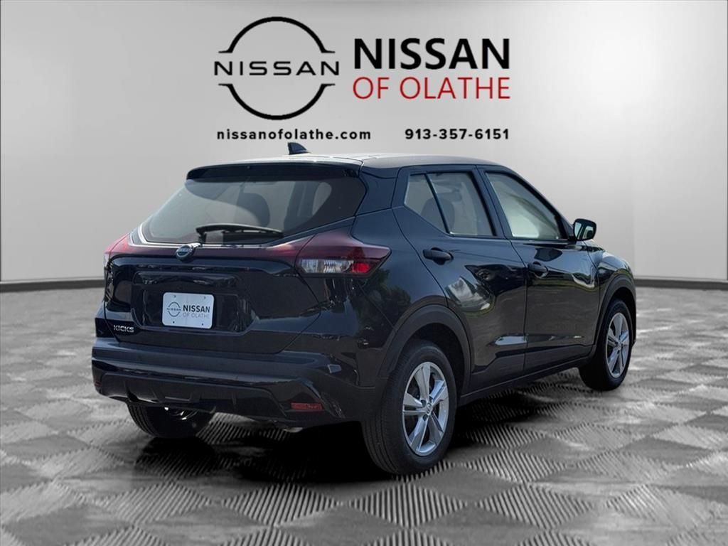 2025 Nissan Kicks Play S photo 21