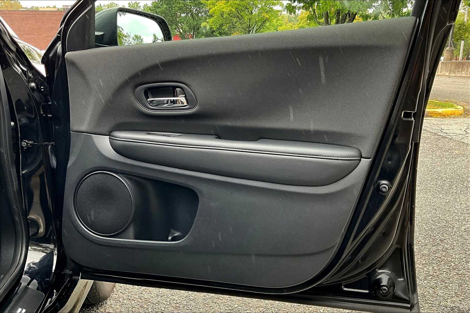 2021 Honda HR-V Sport photo 21