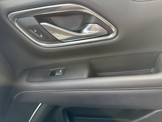 2022 Gmc Yukon SLT photo 13