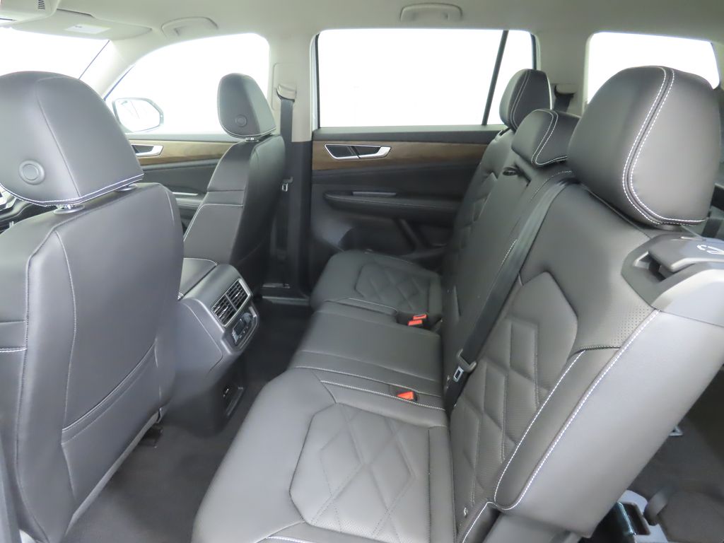 2026 Volkswagen Atlas SE photo 19