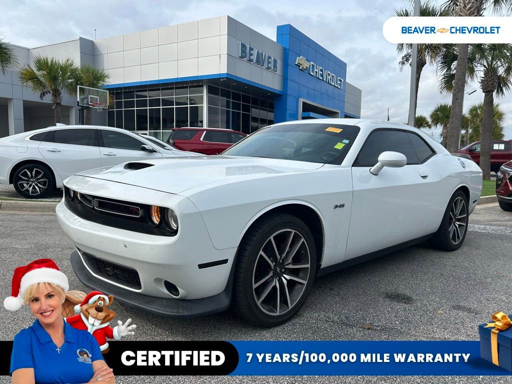 2023 Dodge Challenger R/T's photo
