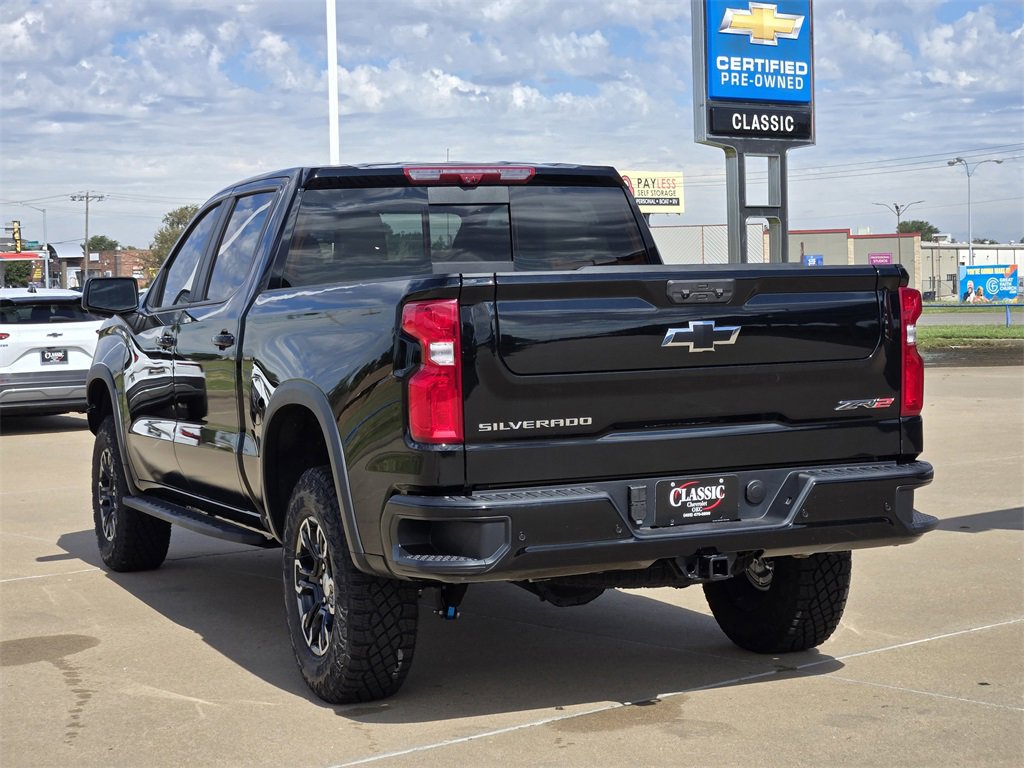 2026 Chevrolet Silverado 1500 ZR2 photo 3