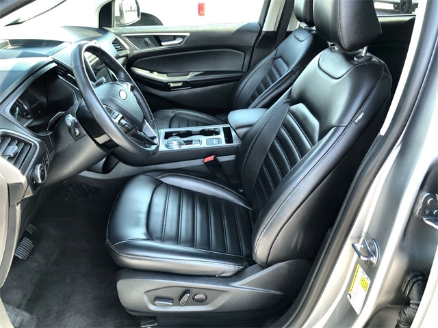 2024 Ford Edge SEL photo 4