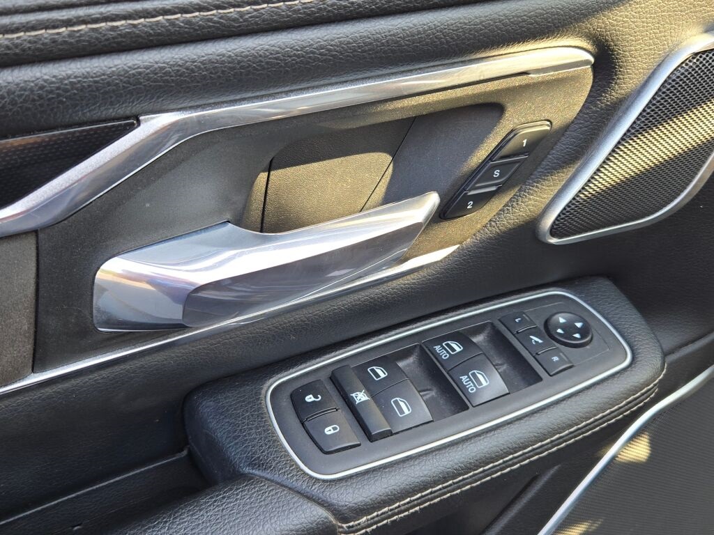 2021 Ram 1500 Laramie photo 13