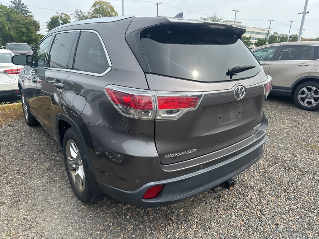 2016 Toyota Highlander Base Hybrid photo 7