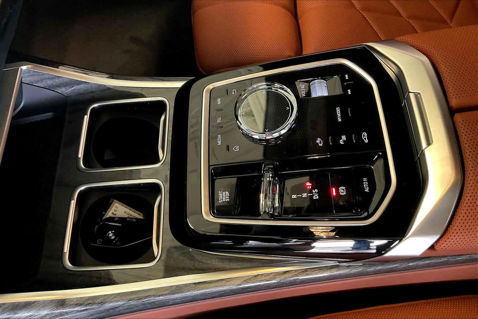2025 Bmw 750e 750e xDrive photo 7