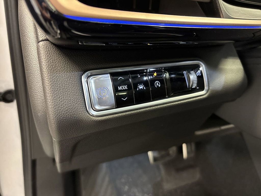 2025 Buick Envision Sport Touring photo 33