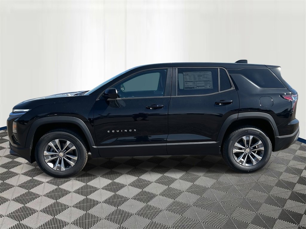 2026 Chevrolet Equinox LT photo 2