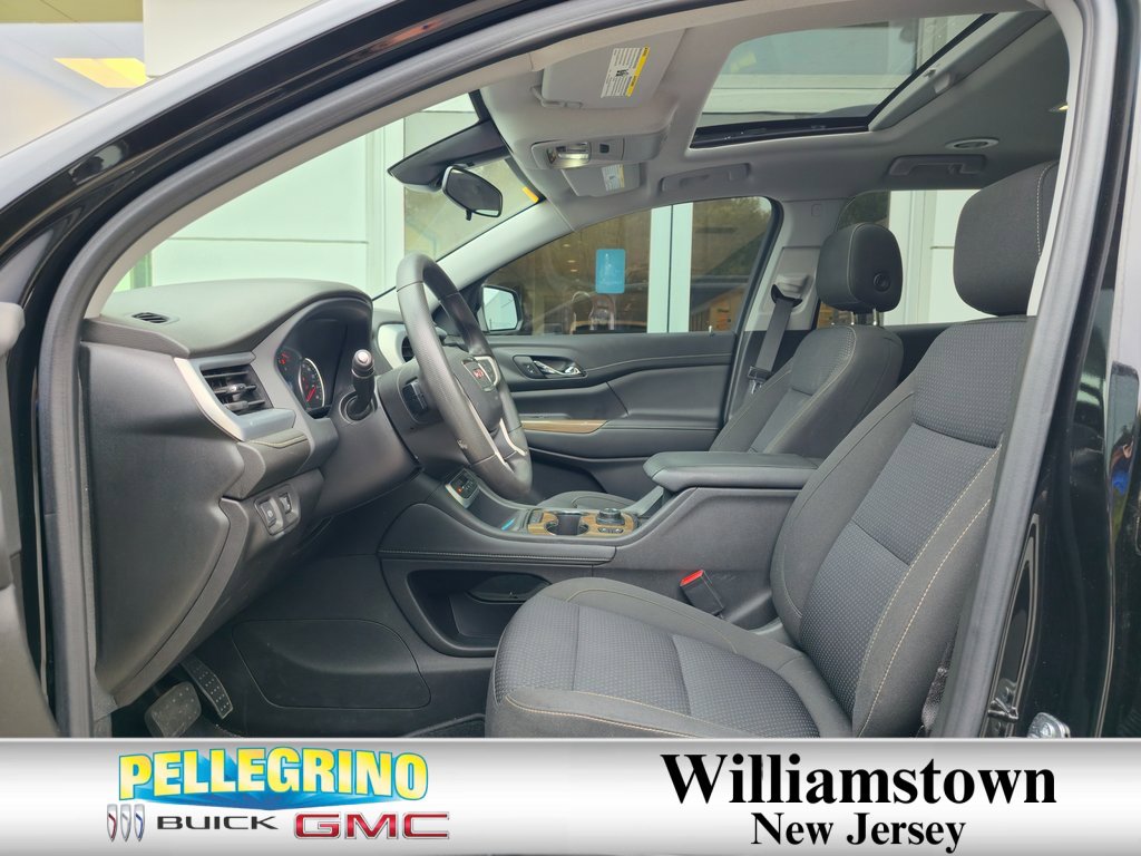2023 Gmc Acadia SLE photo 4