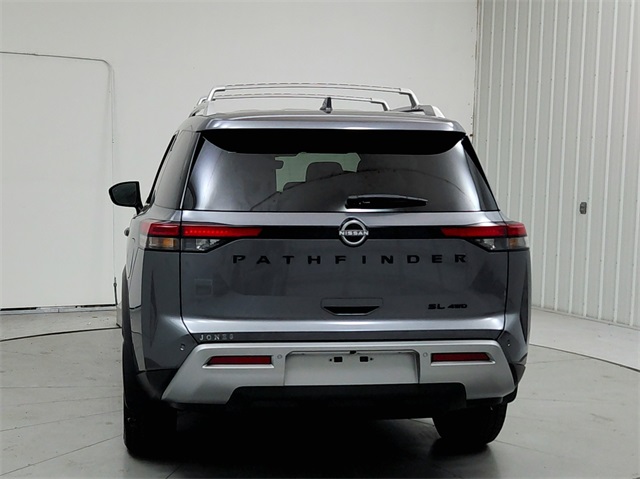 2025 Nissan Pathfinder SL photo 2