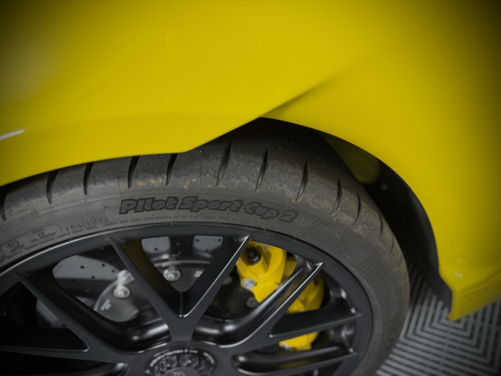 2024 Porsche Boxster Spyder photo 14