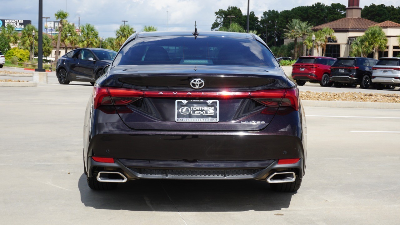 2021 Toyota Avalon Limited photo 7