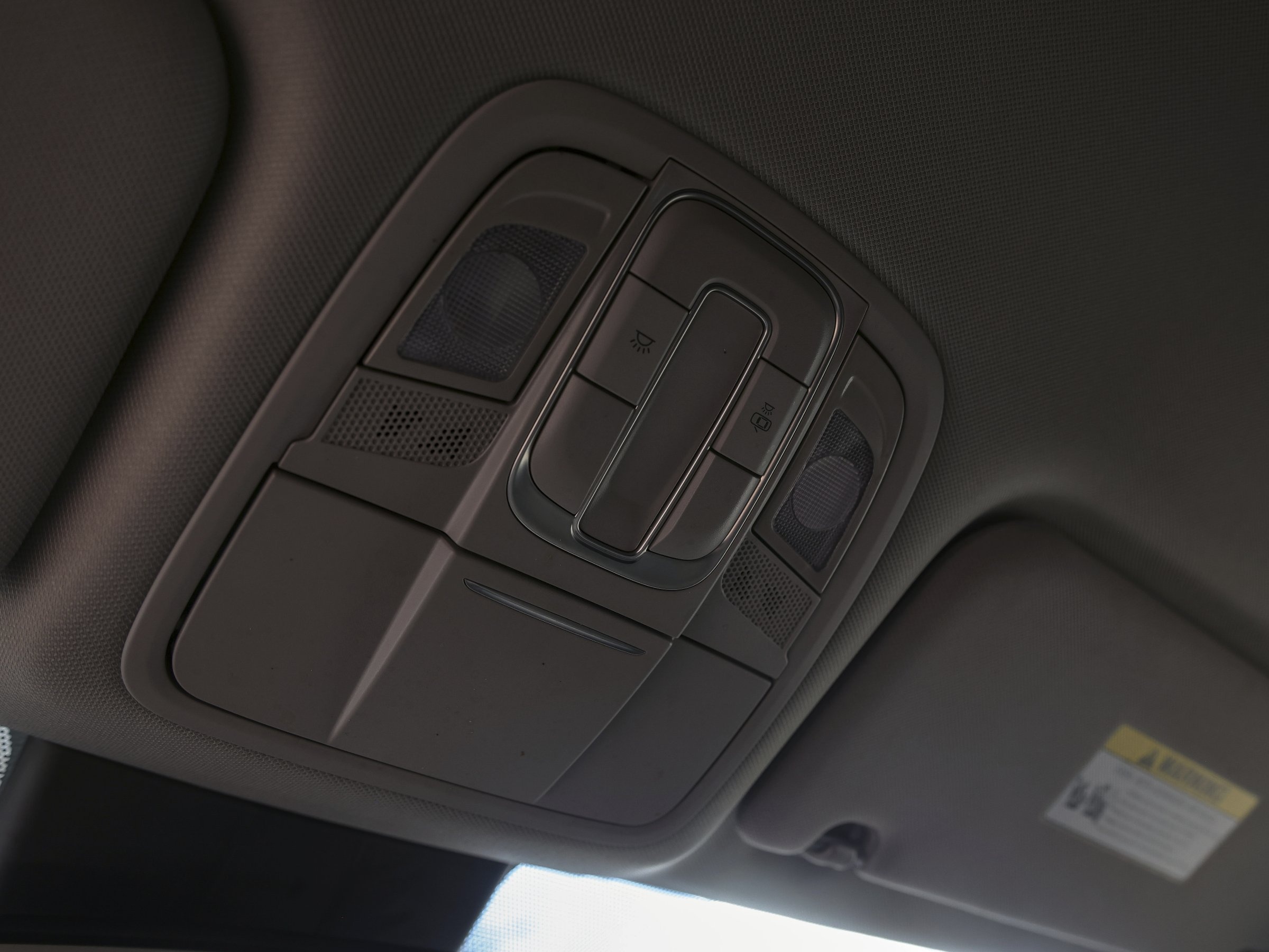 2020 Hyundai Santa Fe SEL photo 24