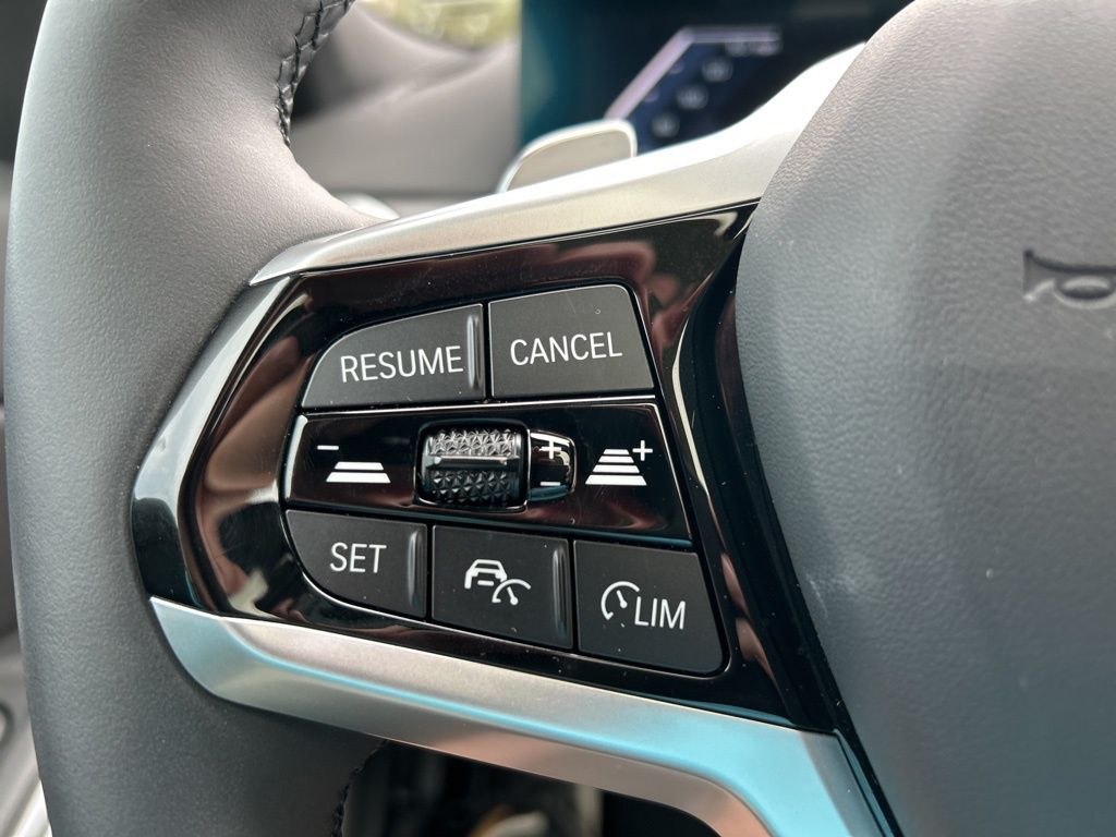 2025 Bmw 330i photo 18
