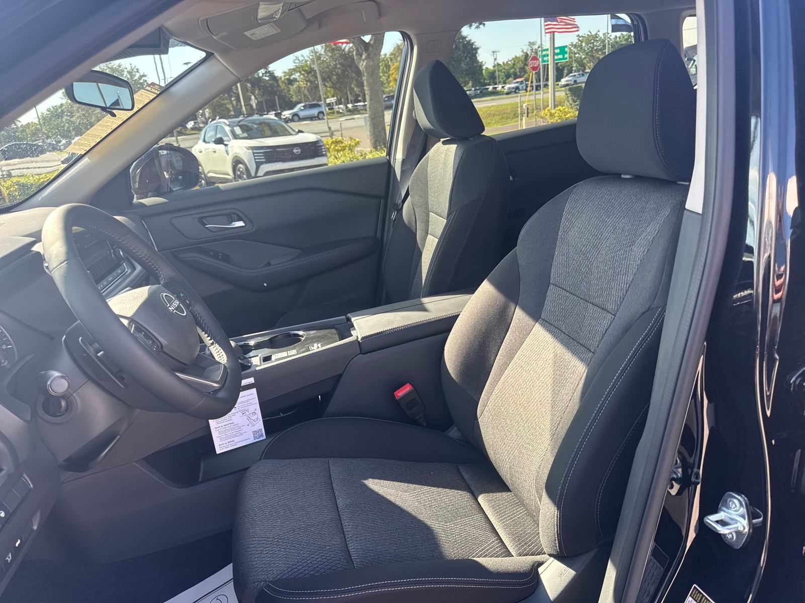 2026 Nissan Rogue SV photo 20