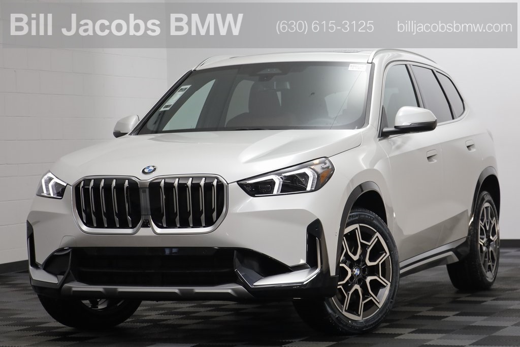 2026 BMW X1 28i's photo
