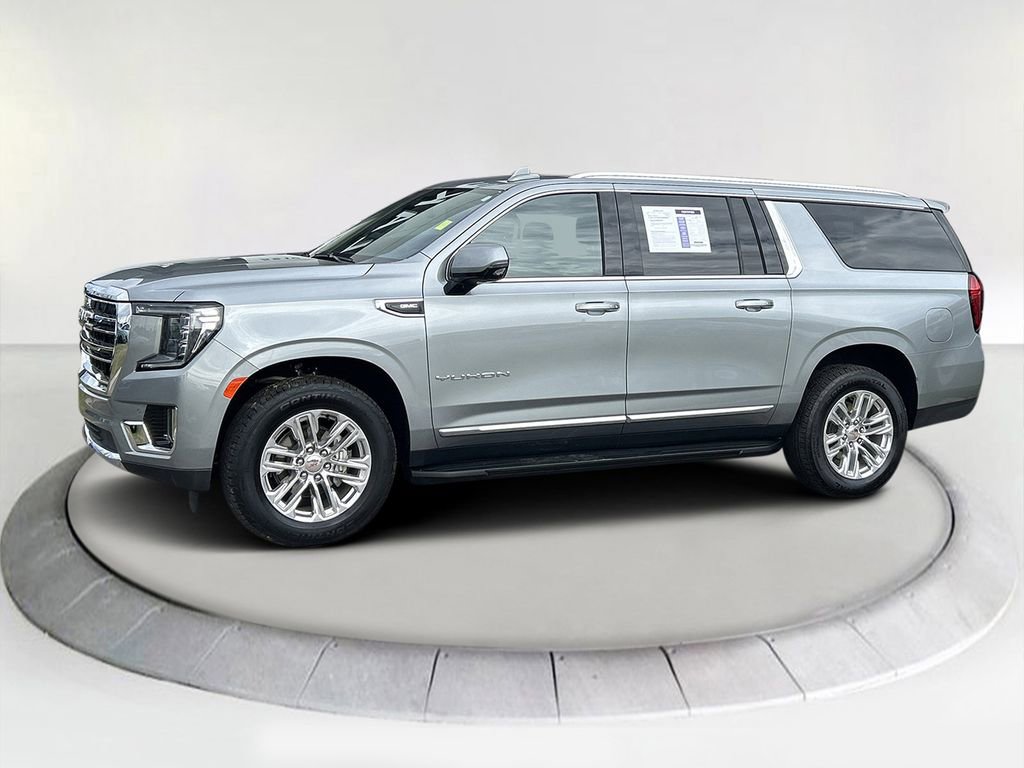 2024 GMC Yukon XL SLT's photo