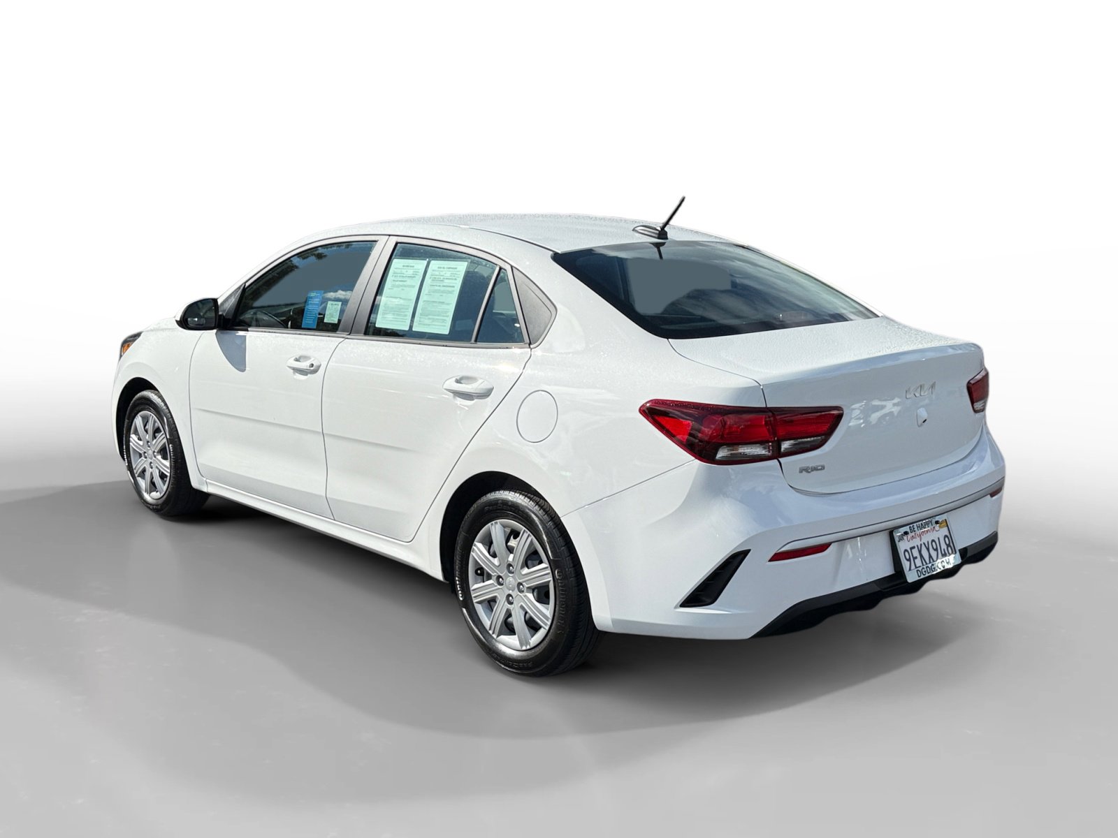 2023 Kia Rio LX photo 3