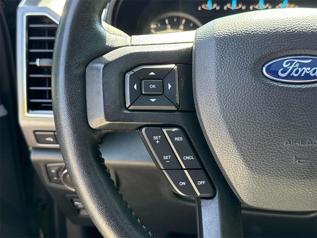 2020 Ford F-150 XLT photo 22