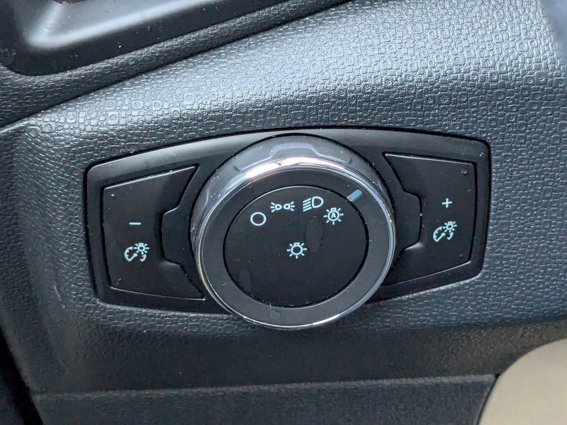 2021 Ford EcoSport S photo 16