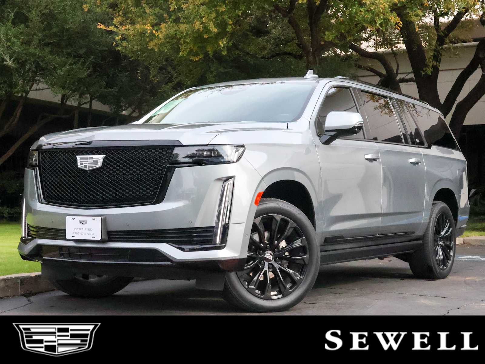 2023 Cadillac Escalade ESV Sport's photo