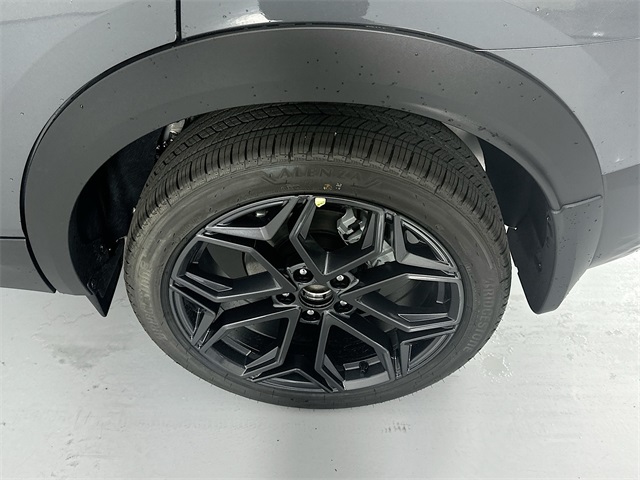 2026 Nissan Kicks SR photo 24