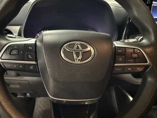 2020 Toyota Highlander L photo 10