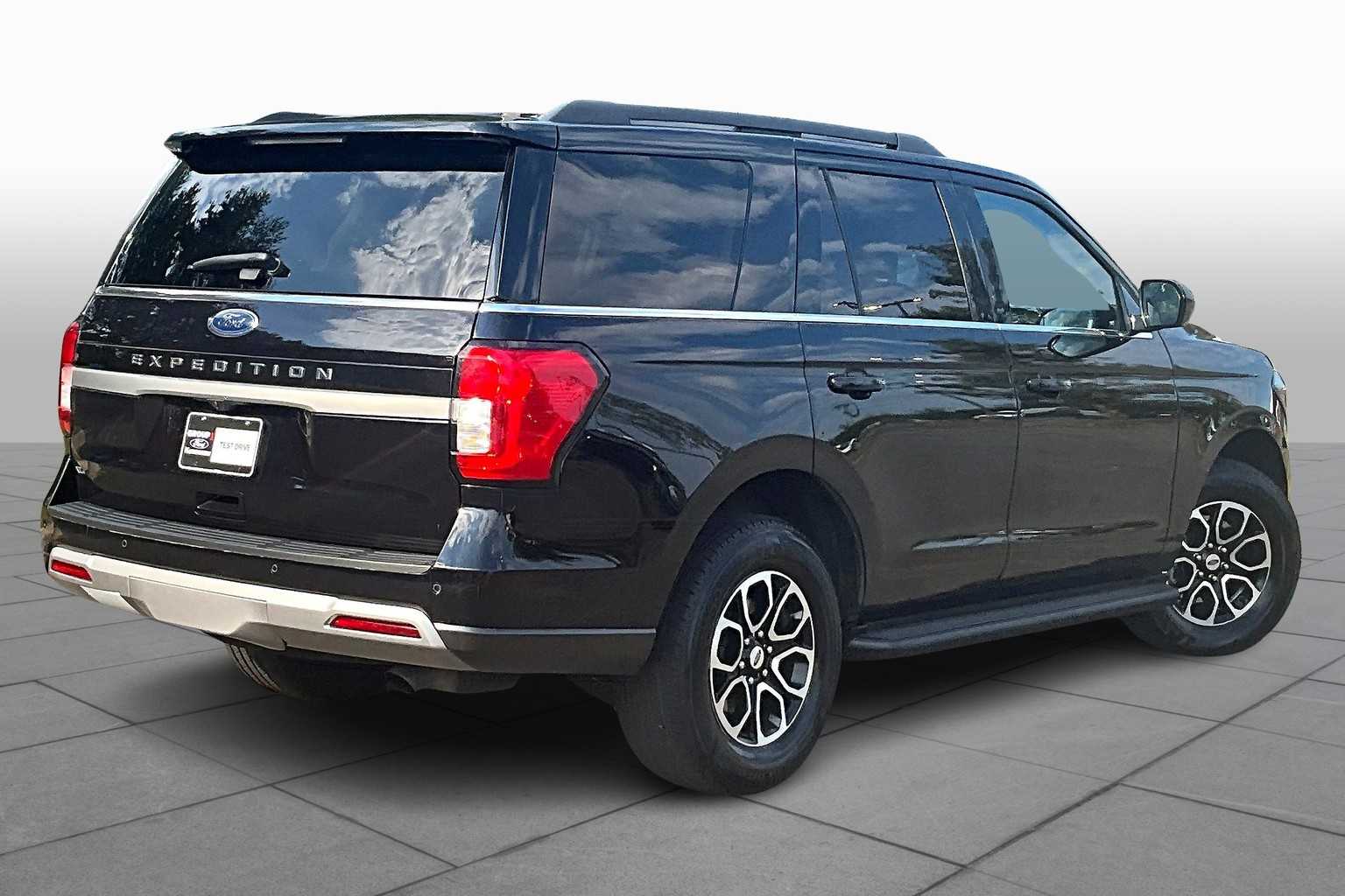2024 Ford Expedition XLT photo 11